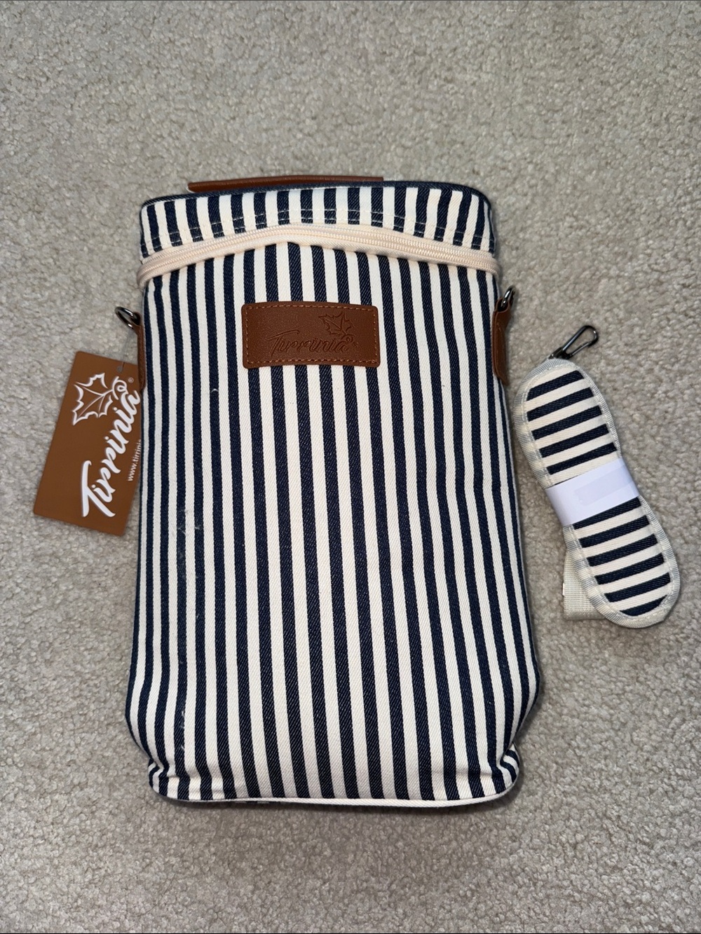 NWT Tirrinia Striped Wine bag with crossbody strap